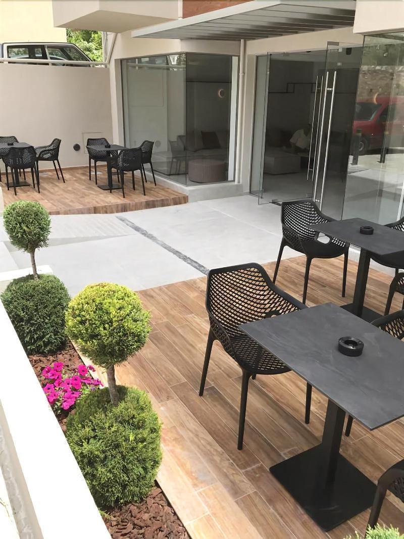 The City Hotel & Suites (Adults Only) 罗希姆诺 外观 照片