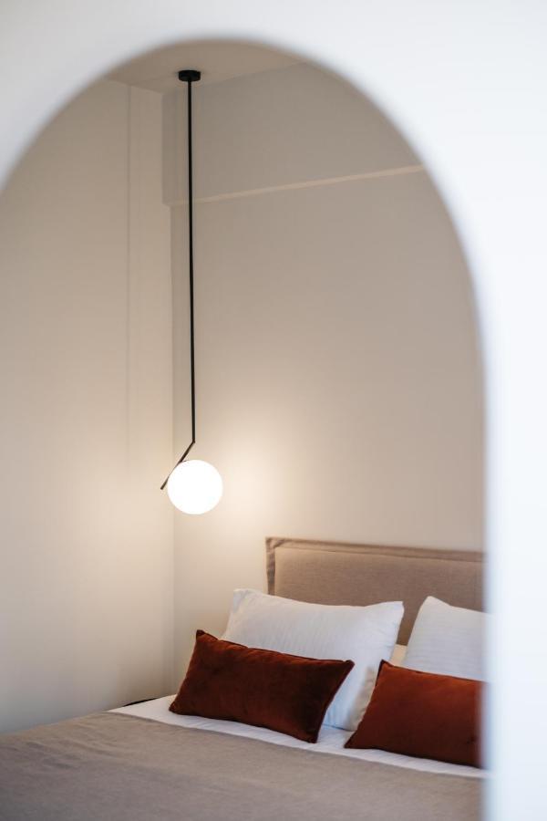 The City Hotel & Suites (Adults Only) 罗希姆诺 外观 照片