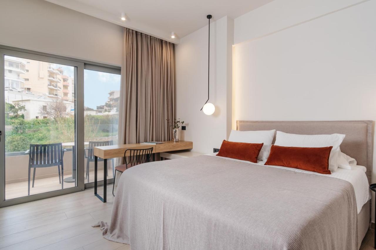 The City Hotel & Suites (Adults Only) 罗希姆诺 外观 照片